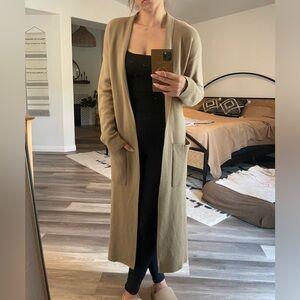100% fine merino wool long cardigan with tie belt